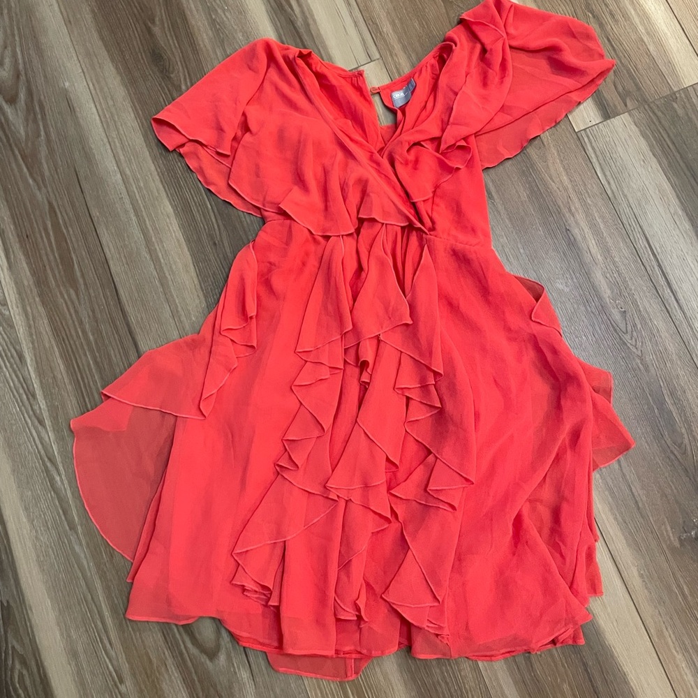 Gorgeous ruffle coral dress!